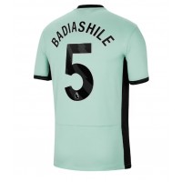 Pánský Fotbalový dres Chelsea Benoit Badiashile #5 2023-24 Třetí Krátký Rukáv